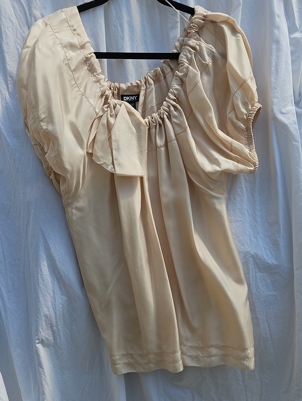 DKNY Cream Puff-Sleeve Tie-Neck Tunic Blouse0021